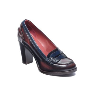 COLOR BLOCKED HEELED LOAFER $109.99