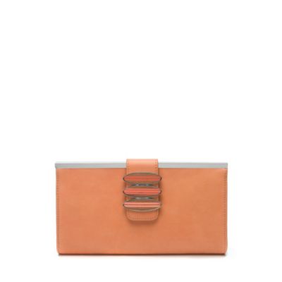 TRIPLE SURFBOARD CLUTCH $98.00
