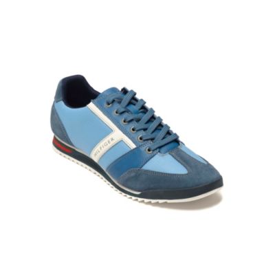 RUNNING SNEAKER $75.00