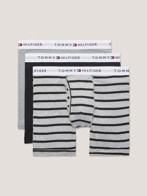 Tommy Hilfiger Men's Underwear 3 Pack Cotton Classics Trunks, Men's  Fashion, Bottoms, New Underwear on Carousell