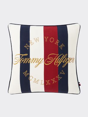 tommy hilfiger cushion