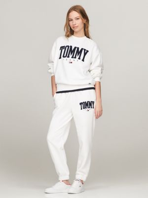 Tommy hilfiger essential logo cheap fleece sweatshirt