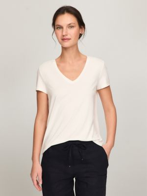 White v neck t shirt with blazer hotsell
