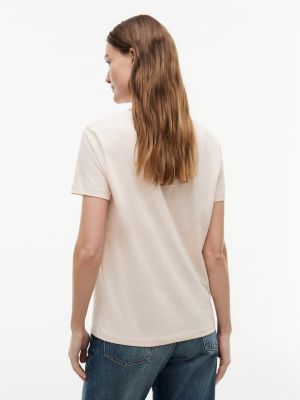 Женские футболки Tommy Hilfiger Embroidered Tommy Logo T-Shirt — фото 4