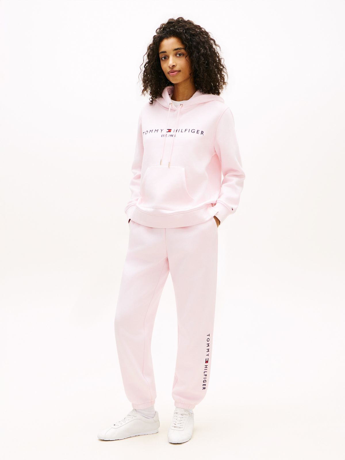 Embroidered Tommy Logo Sweatpant — Light Pink