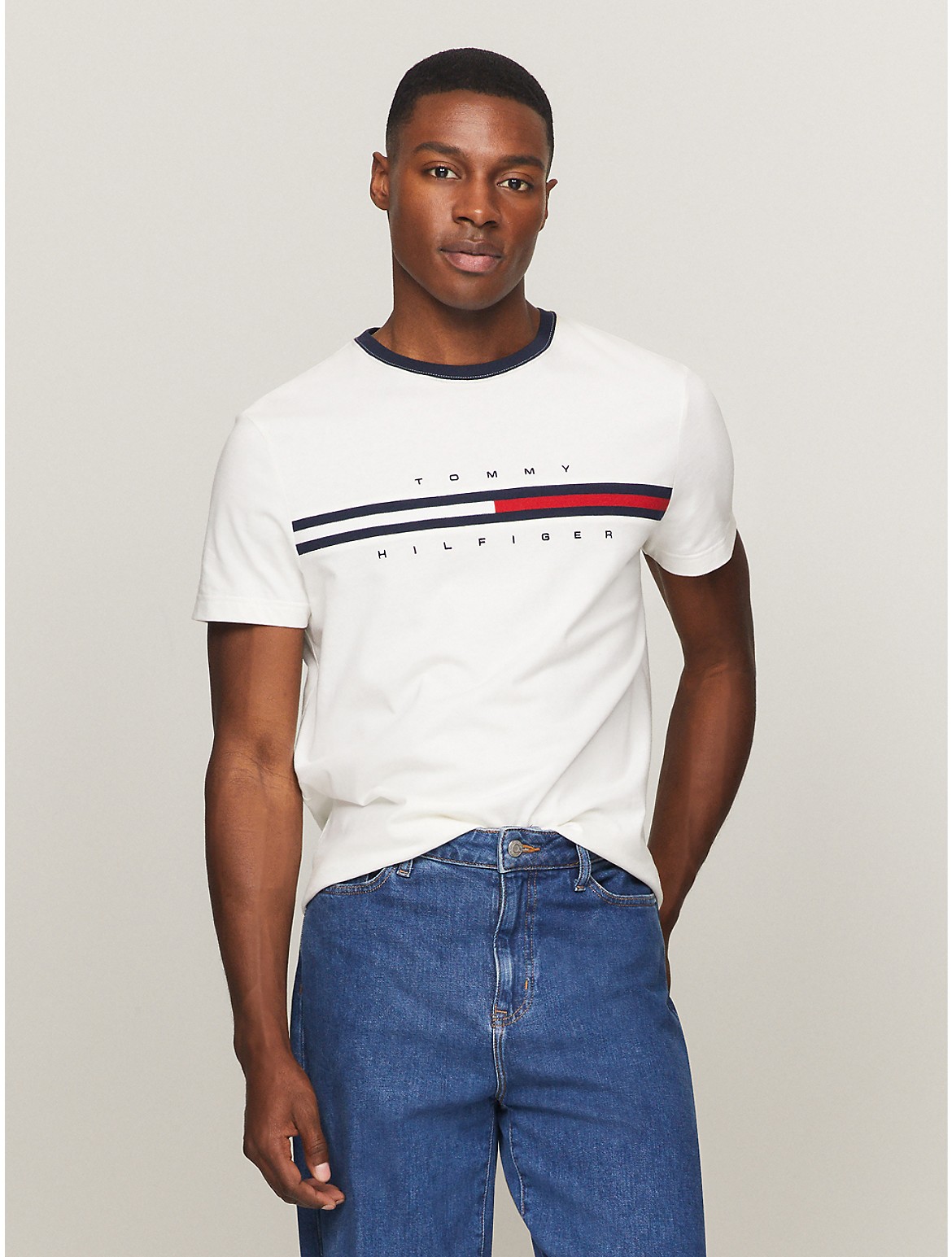 Tommy Hilfiger Essential Flag Logo T In Optic White