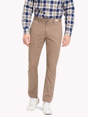tommy hilfiger straight fit chinos