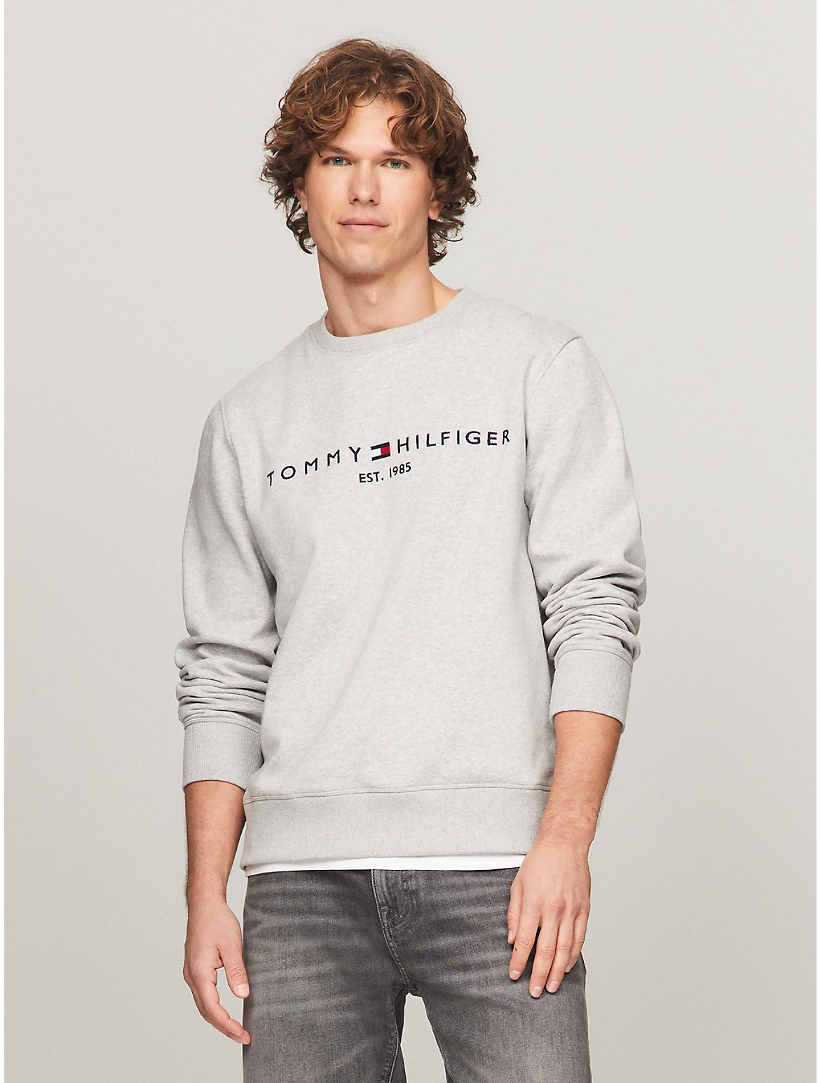 Tommy Hilfiger Embroidered Tommy Logo Sweatshirt In Light Grey Heather