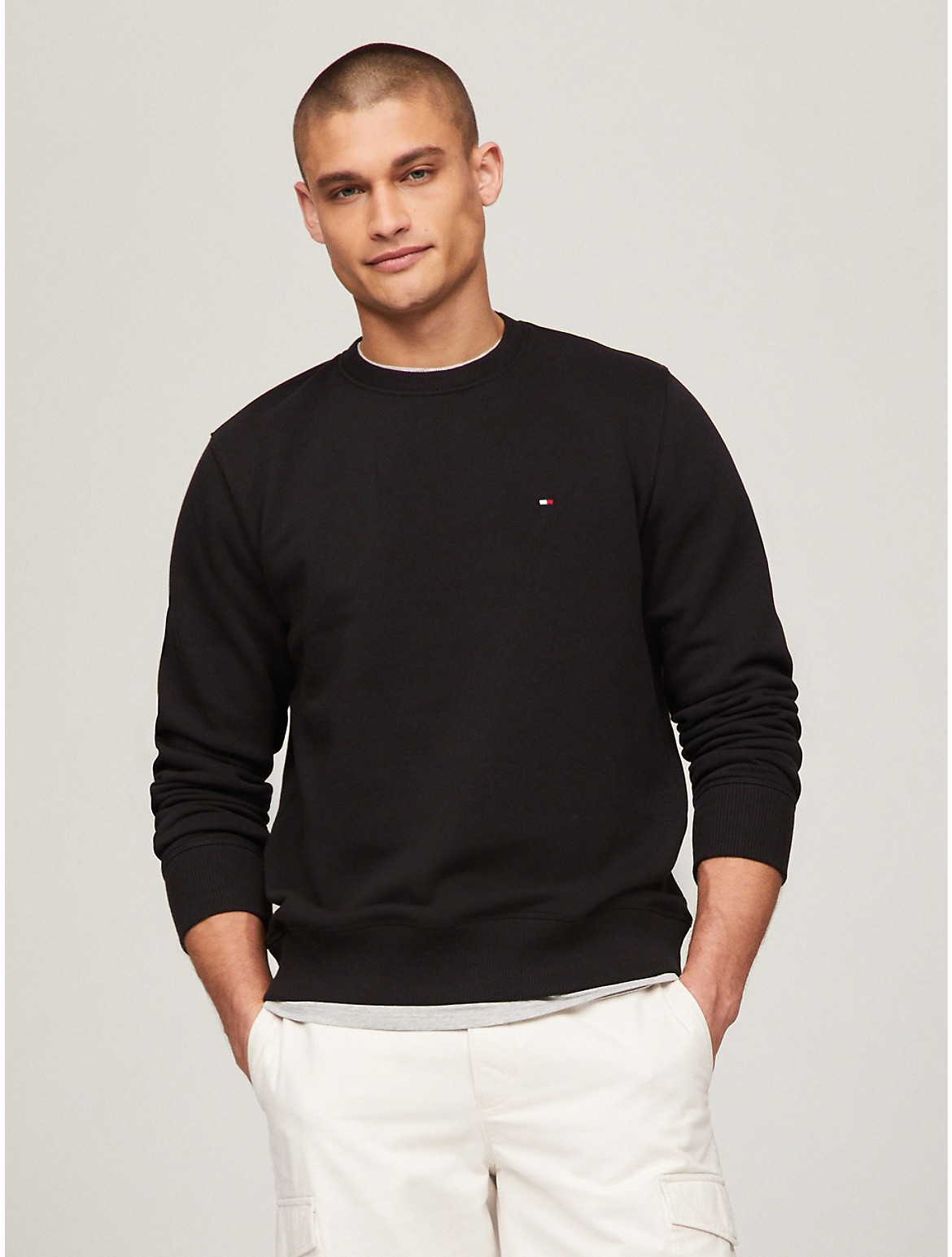 Tommy Hilfiger Solid Crewneck Sweatshirt In Black