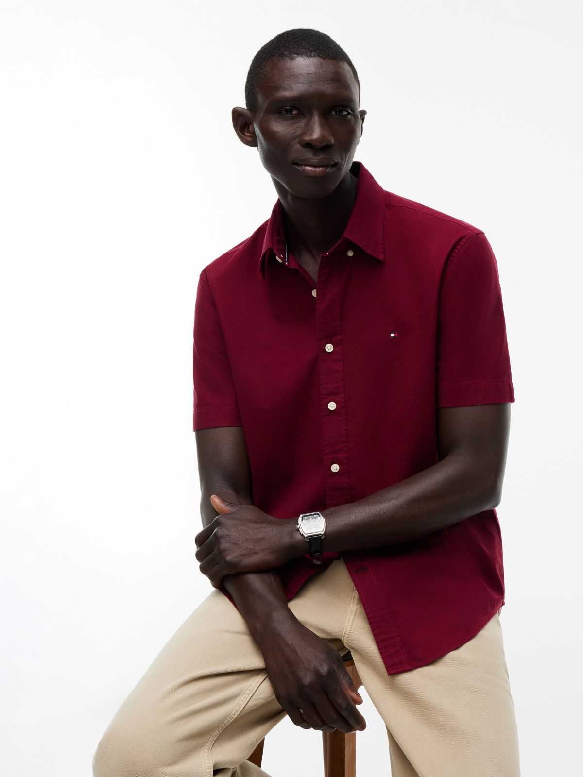 Regular Fit Short-Sleeve Oxford Shirt — Burgundy
