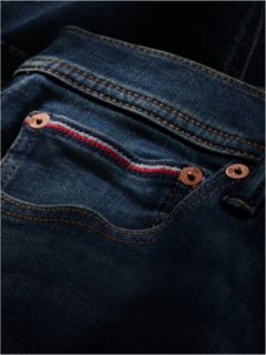 Stretch Skinny Jean — Dark Wash Denim 9