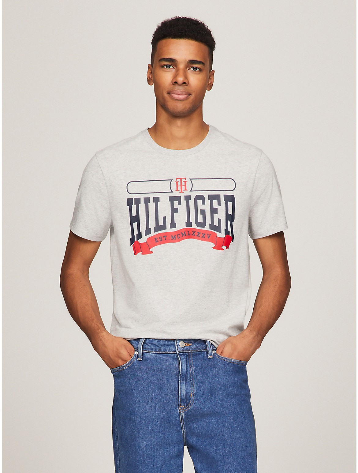 Tommy Hilfiger Men's Hilfiger Alumni Graphic T-Shirt