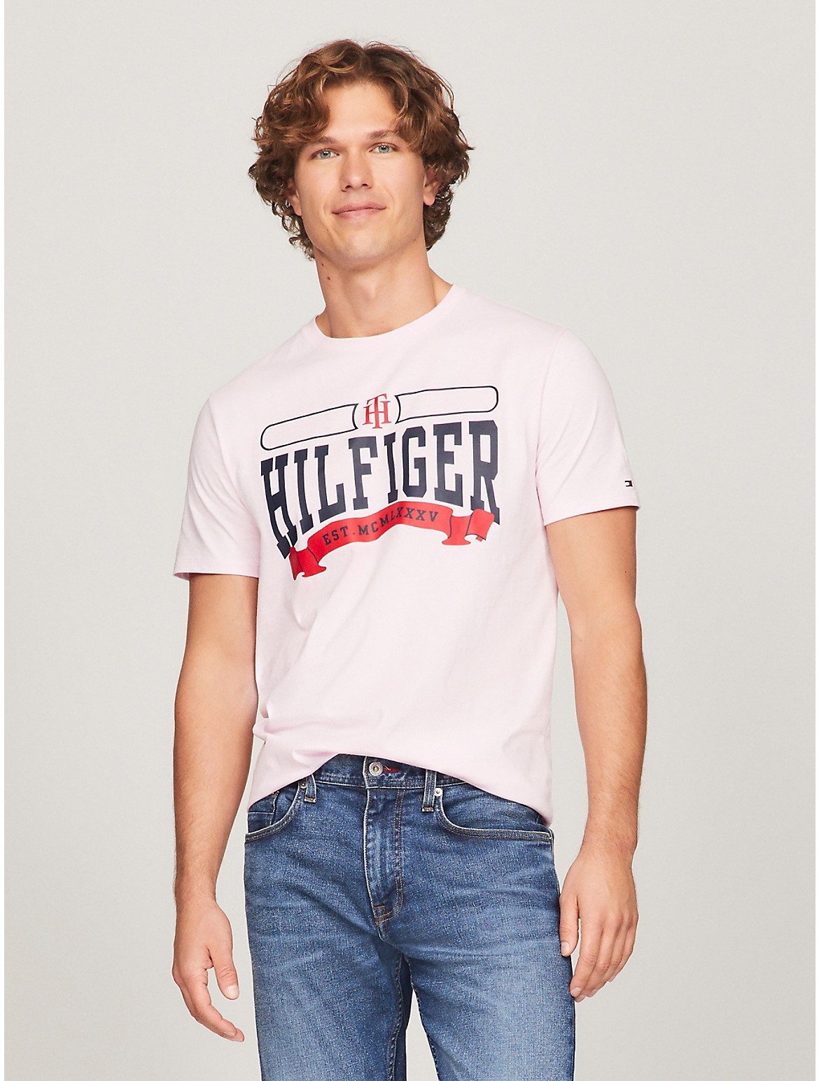 Tommy Hilfiger Men's Hilfiger Alumni Graphic T-Shirt