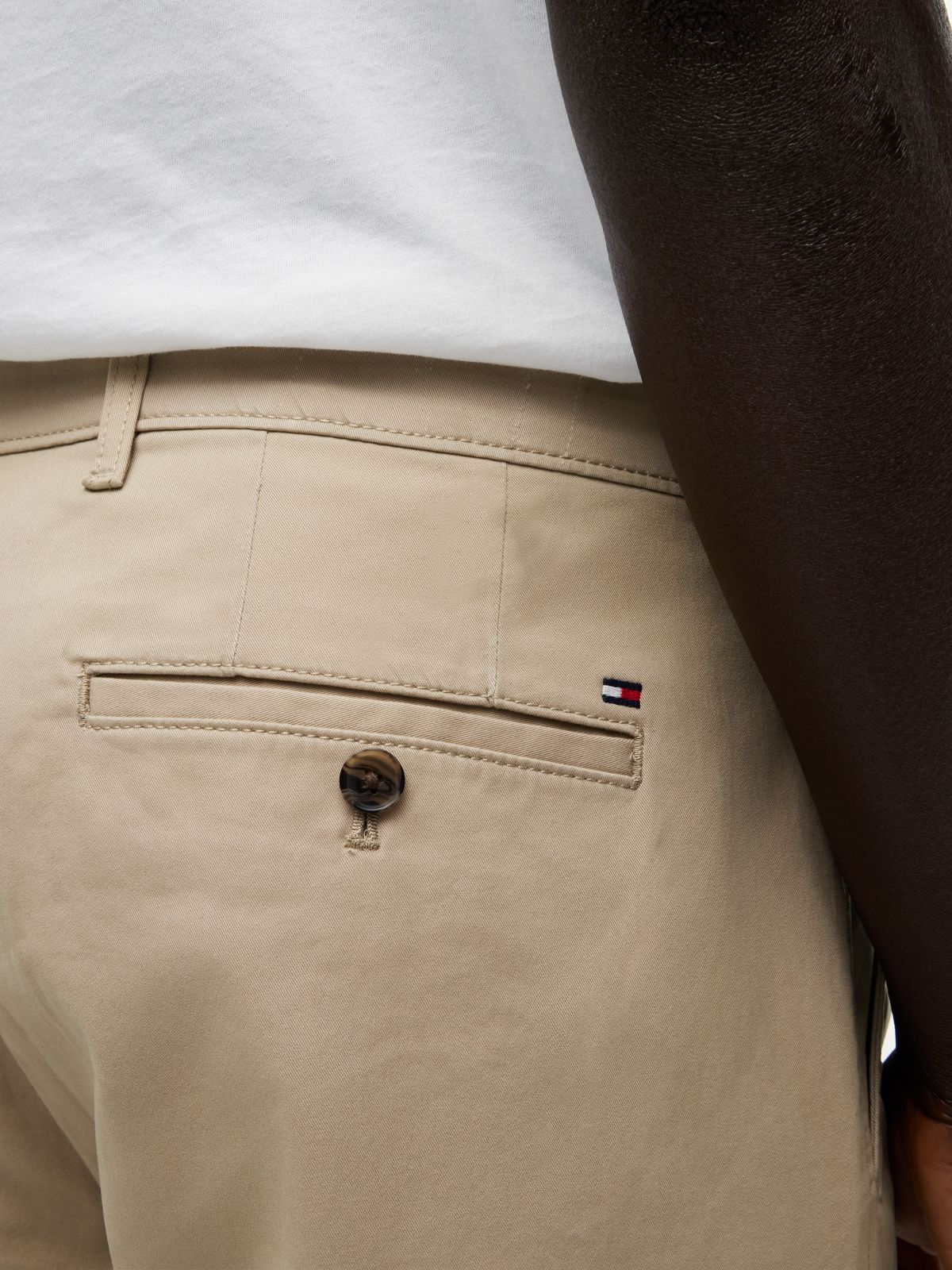 Straight Flex Chino — Beige