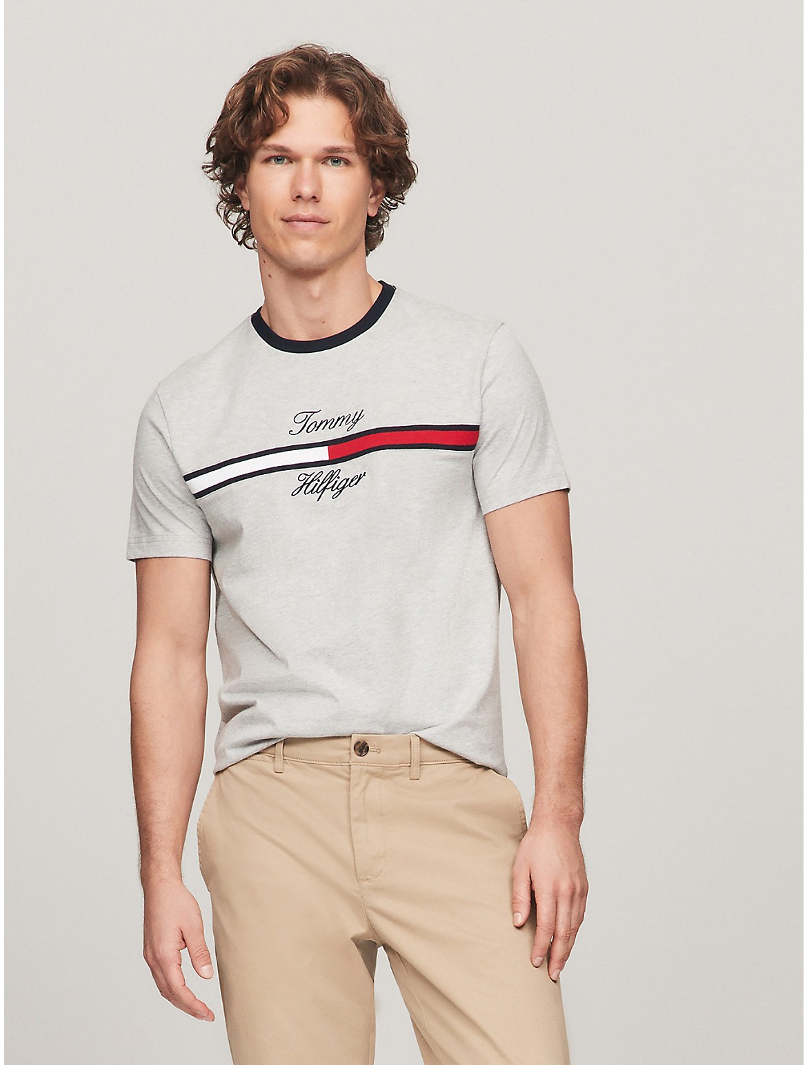 Tommy Hilfiger Men's TH Signature Flag Logo T-Shirt