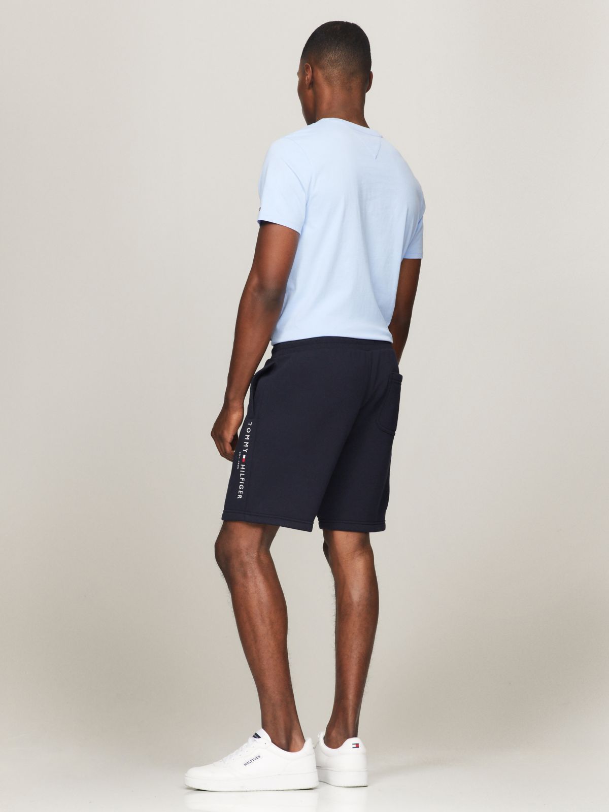 Embroidered Tommy Logo Sweatshort — Navy