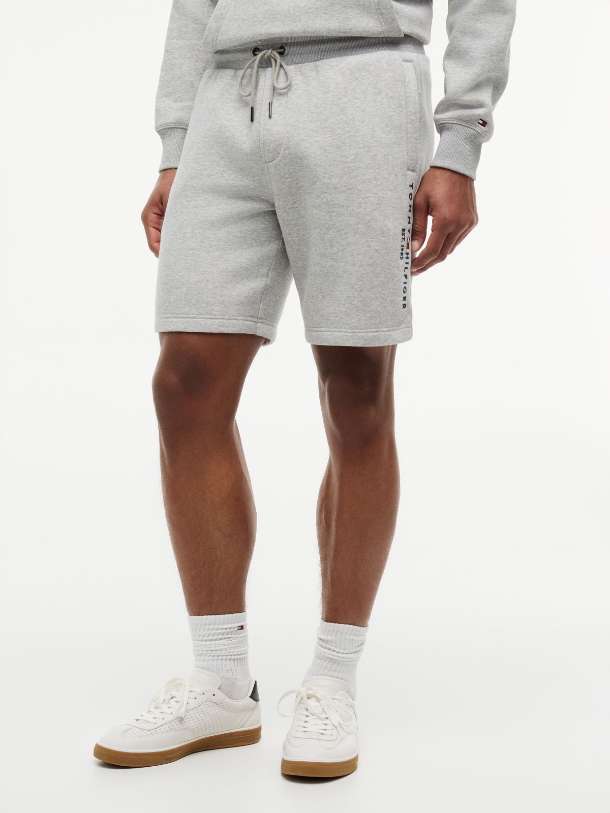 Embroidered Tommy Logo Sweatshort — Grey Heather