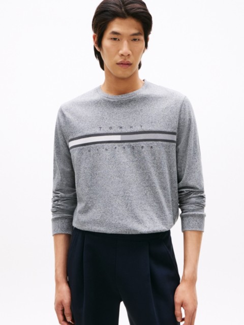 Мужские футболки Tommy Hilfiger Long-Sleeve Tonal Flag Logo T-Shirt
