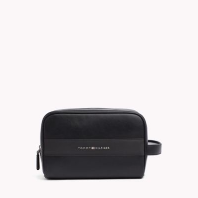 tommy hilfiger toiletry bag