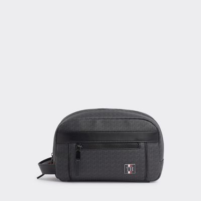 tommy toiletry bag