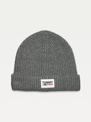 black tommy hilfiger beanie