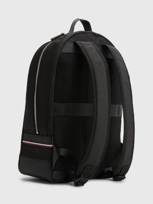 Tommy hilfiger backpack outlet jabong