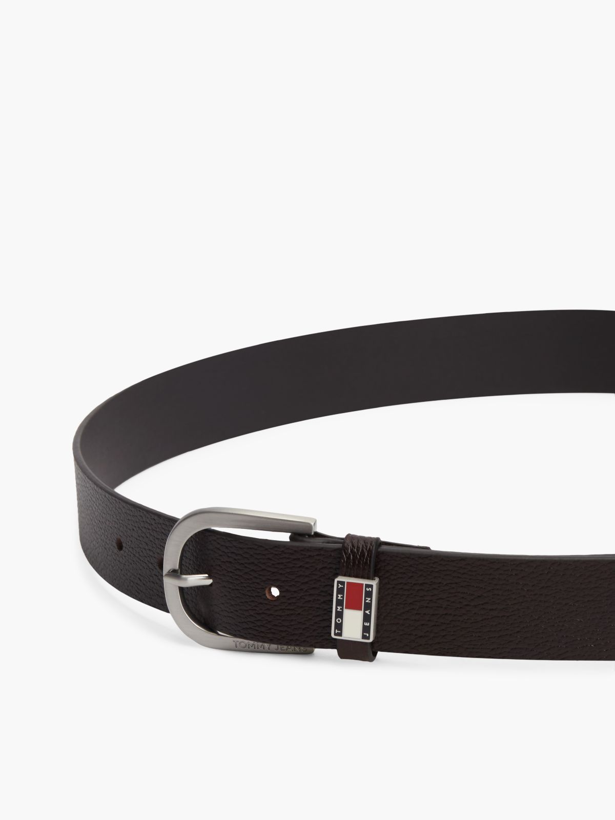 Tommy Jeans Round Buckle Leather Belt — Dark Brown