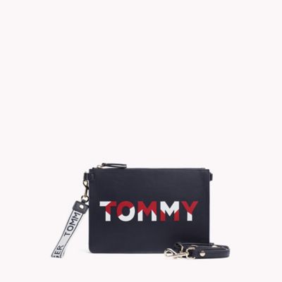 tommy hilfiger wristlet bags