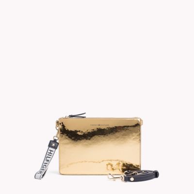 tommy hilfiger wristlet bags