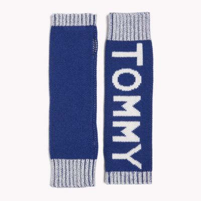 tommy hilfiger scarf and gloves