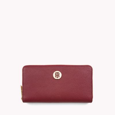 tommy hilfiger zip around wallet