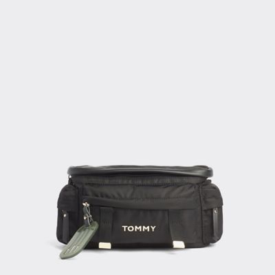 tommy hilfiger sling wallet