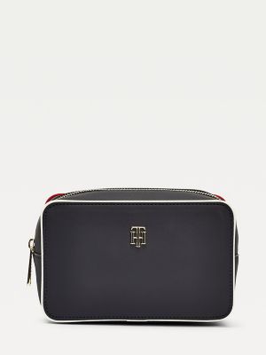 tommy hilfiger toiletry bag