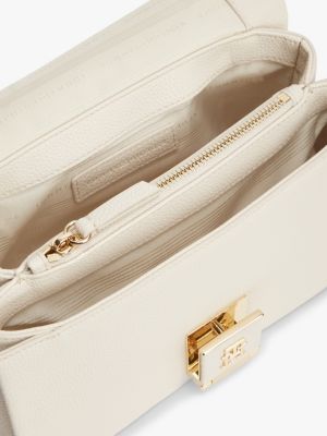 Женские сумки Tommy Hilfiger Monogram Flap-Closure Crossbody Bag — фото 5