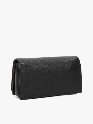 Женские сумки Tommy Hilfiger Monogram Clasp Chain Strap Crossbody Bag — фото 3