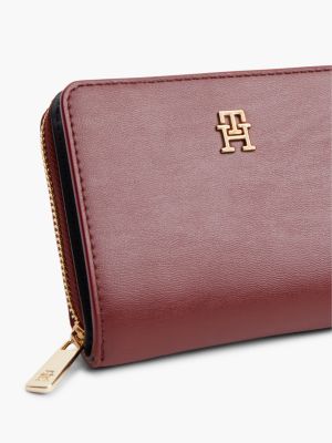 Женский кошелёк Tommy Hilfiger Monogram Logo Zip Wallet, цвет: Тёмно-бордовый — фото 4