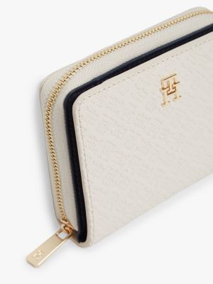 Женские кошельки Tommy Hilfiger Allover Monogram Zip Wallet — фото 3