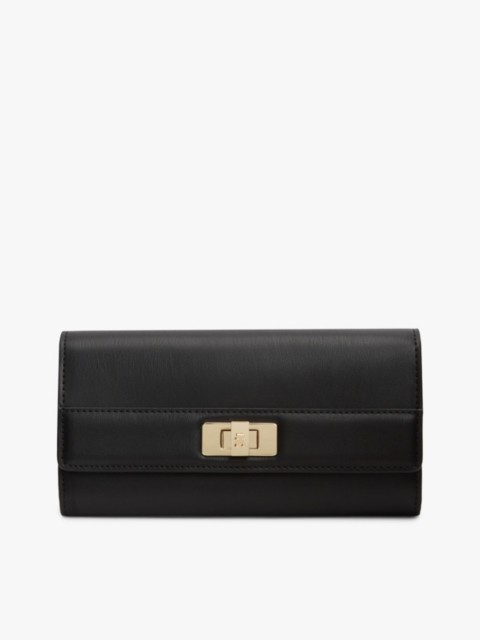 Женские кошельки Tommy Hilfiger Monogram Turnlock Large Flap Wallet