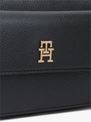 Женские сумки Tommy Hilfiger Monogram Pebbled Crossbody Bag — фото 5