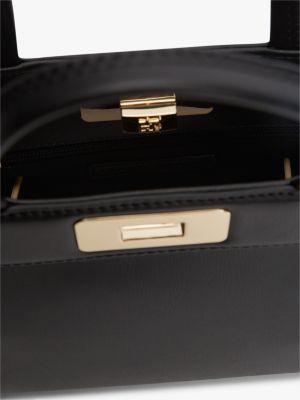 Женские сумки Tommy Hilfiger Monogram Turnlock Mini Satchel Bag — фото 4