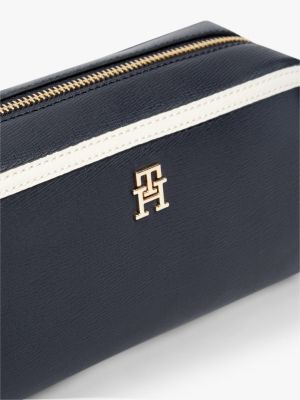 Женские сумки Tommy Hilfiger Monogram Crossbody Bag — фото 5