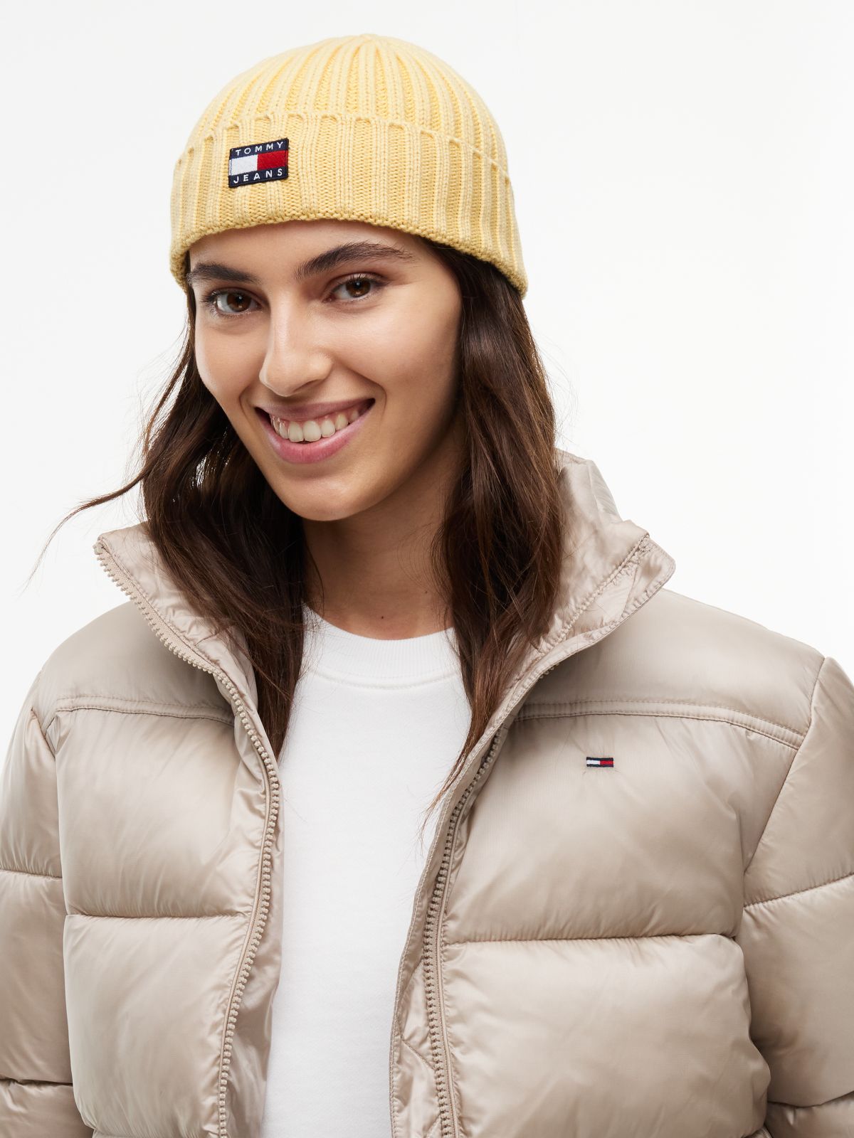 Tommy Jeans Badge Rib-Knit Beanie — Day Lily