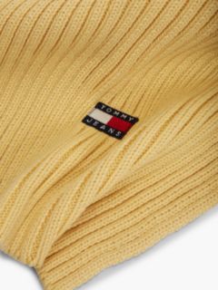 Tommy Jeans Badge Rib-Knit Scarf — Day Lily 2