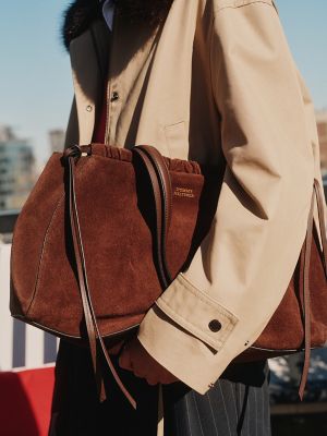 Женские сумки Tommy Hilfiger Gathered Suede Shoulder — фото 6