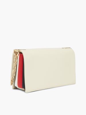 Женская сумка Tommy Hilfiger Monogram Clasp Chain Strap Crossbody, цвет: Мягкий кремовый — фото 3