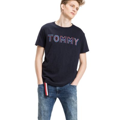 tommy jeans embroidered logo tee