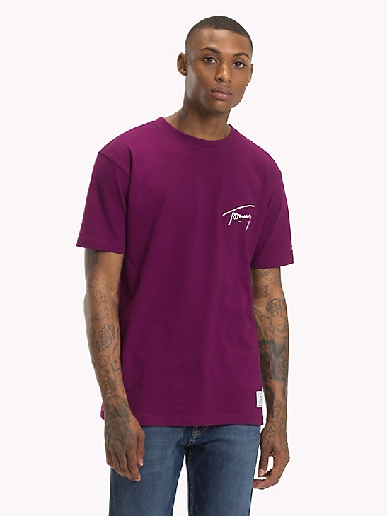estar impresionado Fracción etc. Tommy Jeans XPLORE Signature T-Shirt | Tommy Hilfiger