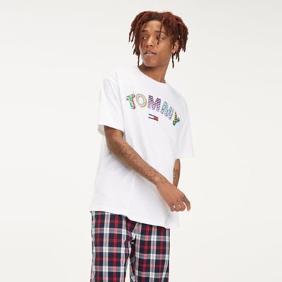 tommy hilfiger retro logo