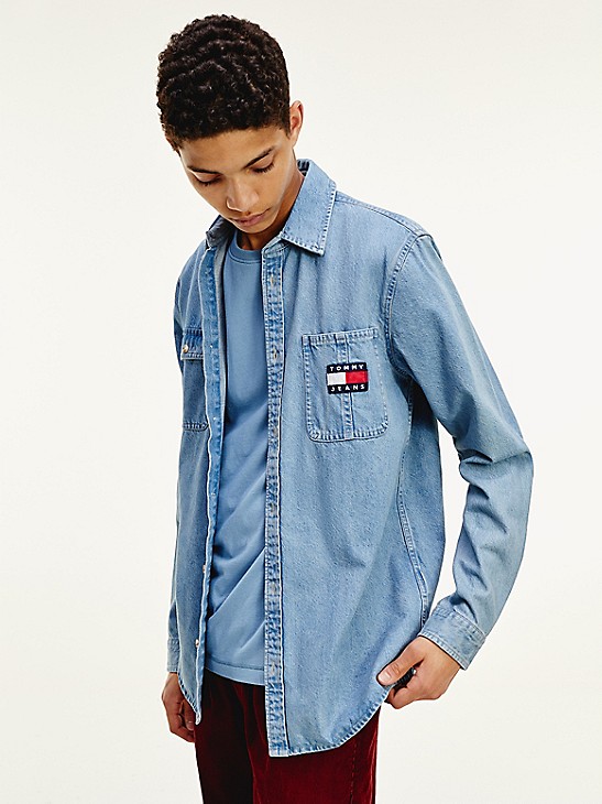 The database Forgiving Susceptible to Tommy Badge Shirt | Tommy Hilfiger