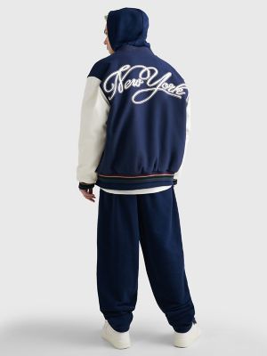 Tommy Hilfiger – regular fit monogram reversible varsity bomber